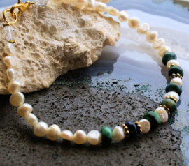 C&G Pearl Bracelet: real Freshwater Pearls with Chrysocolla - 21,5 cm