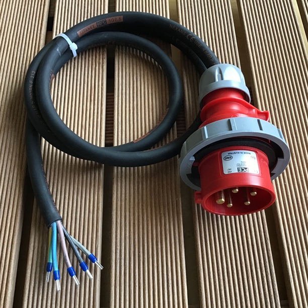 CEE 16A aansluitkabel 1,5 meter 5-polig 380V - 400V IP67