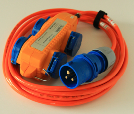 CEE 16A verdeelblok met 10 meter kabel 230V