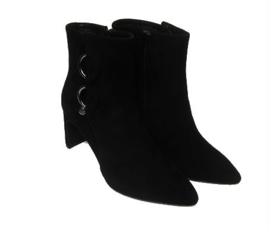 Zwart suede laarsje