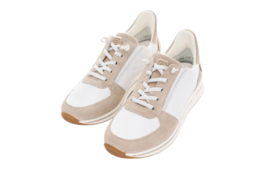 Easy to go sneaker
