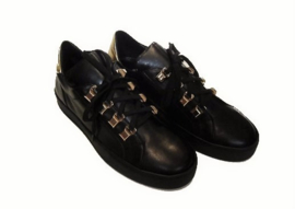 Zwart leren sneaker