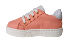 Peach sneaker GUESS