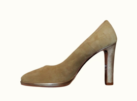 Kaki pump plato