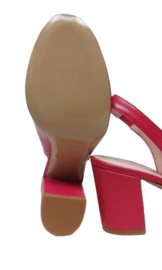 Rood leren peep toe