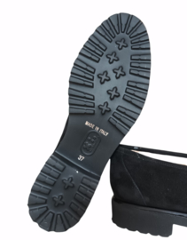 Zwart suede trotteur