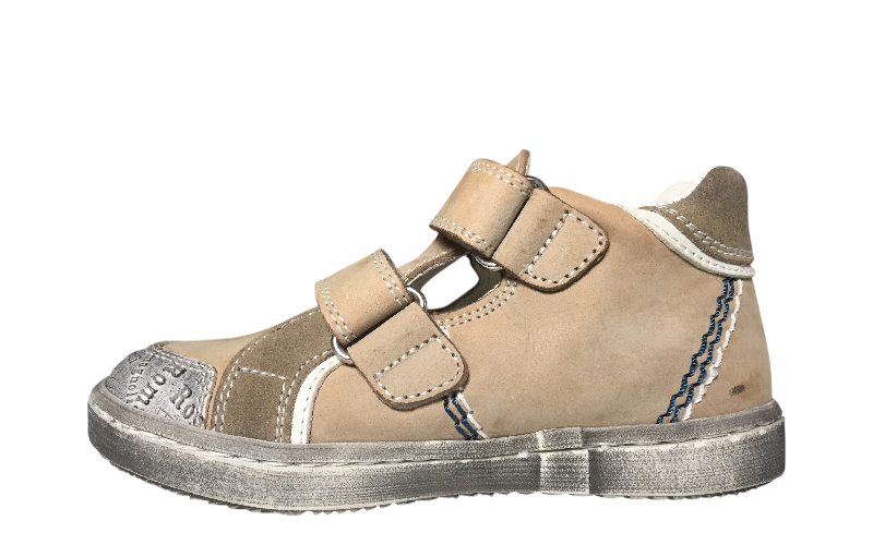 kaki ½ open