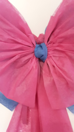 Gender reveal deurstrik in roze en blauw PAPIERACHTIG materiaal