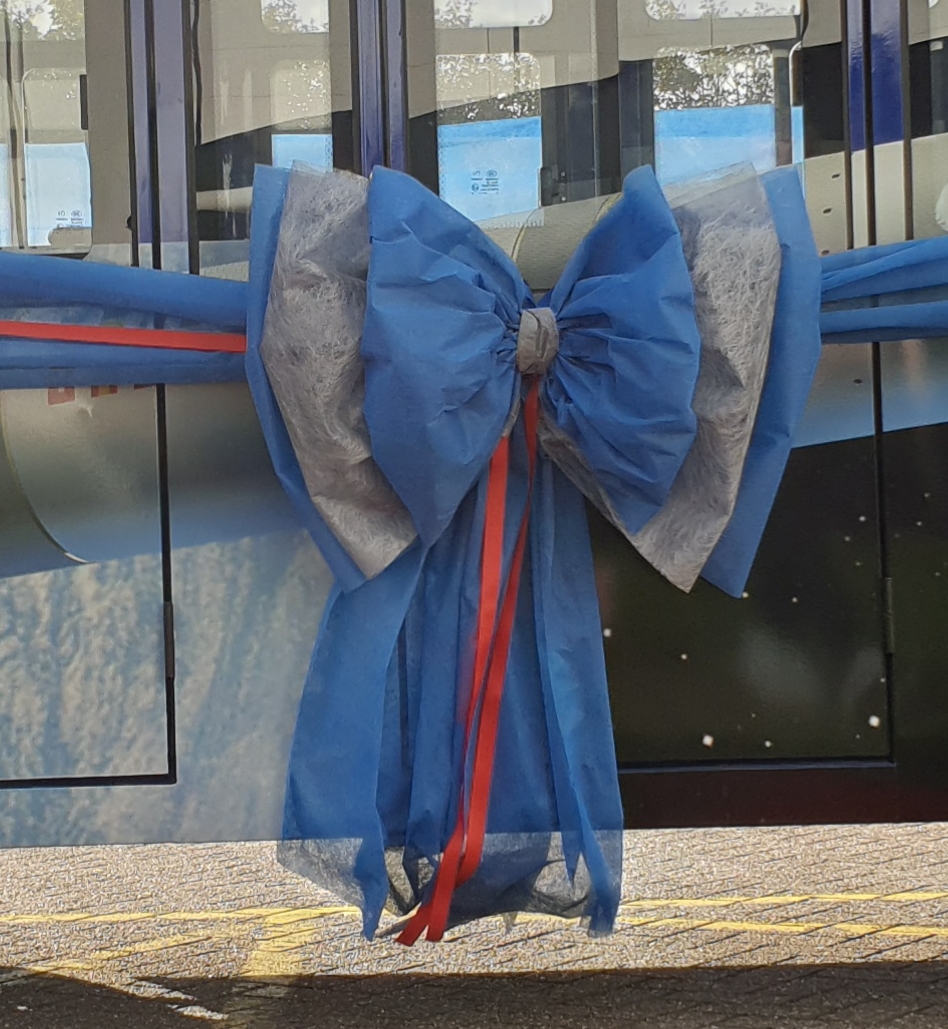 Autocadeaustrik van 'FIBER' in diverse kleuren