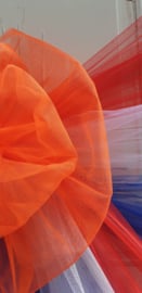 Oranje TULE rozet op roodwitblauwe banden van TULE
