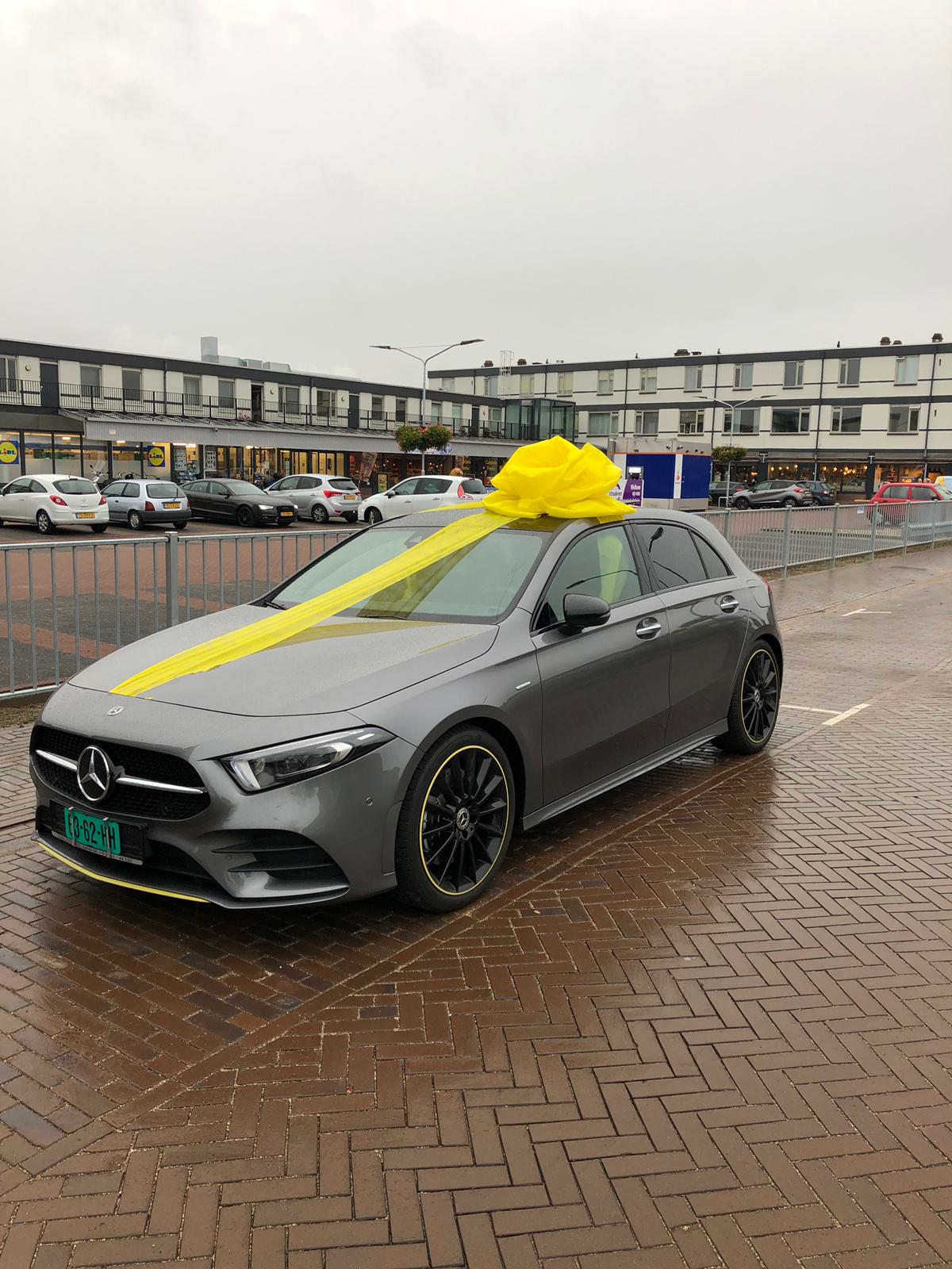 Autocadeaustrik van 'FIBER' in diverse kleuren