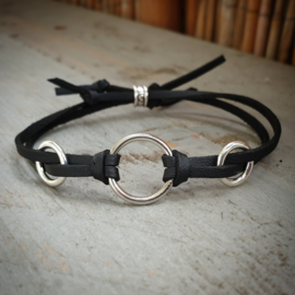 Zwarte veter armband