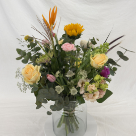 gemengd zonnebloem boeket