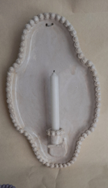 Witte wandkaars met parelrand