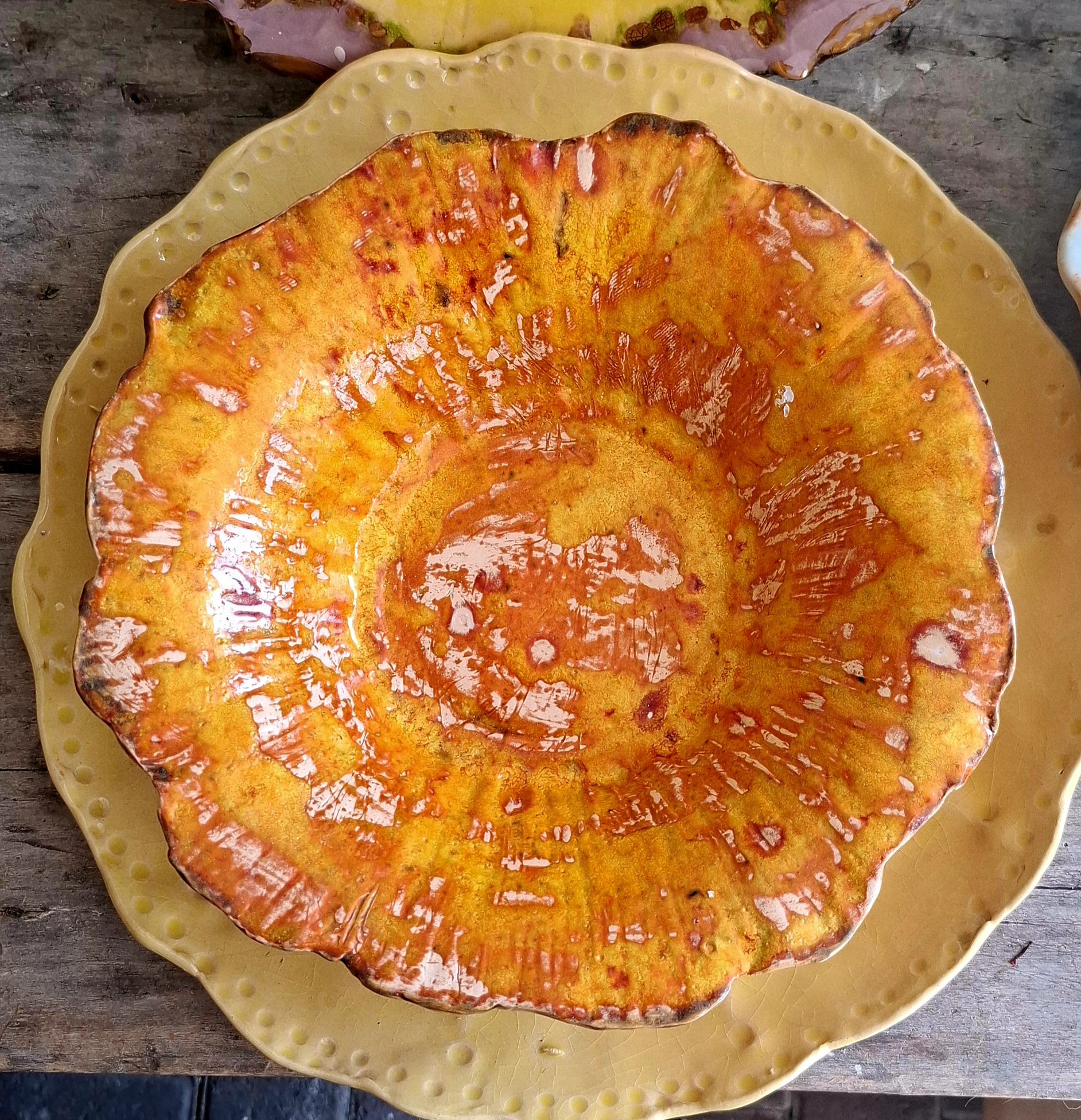 Oranje bloemschaal