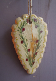 Hangertje handbeschilderd.