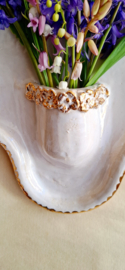 Witte wandvaas met echt goud