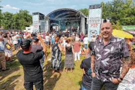 10 AUGUSTUS GROTE BEEK FESTIVAL EINDHOVEN kraampjes