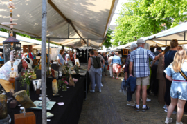 19 MEI PAARDENMARKT HEENVLIET