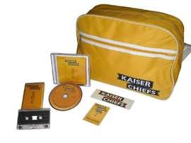 Kaiser Chiefs Education, Education, Education & War  .. Education, Education & War / CD+Bag+Cassette 2-CD