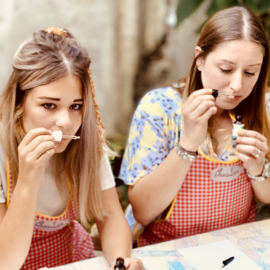 Perfume/aftershave making & Bossche Puff-cake Fun