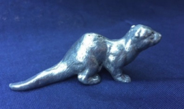 Otter   afm. 8x3 cm.