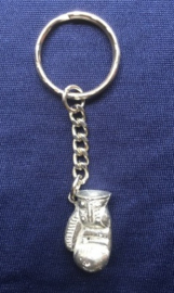 Sleutelhanger met bokshandschoen.