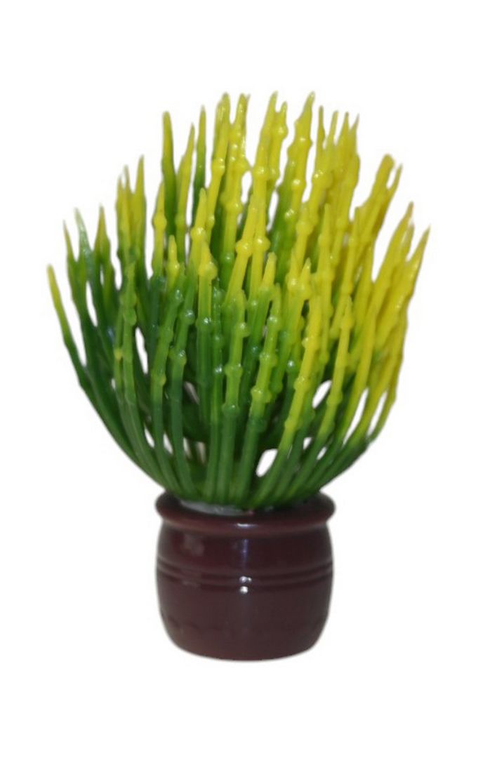 Yellow coloured vase 4cm