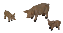Pigs 3pcs. 2-3cm