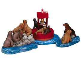 Sea Lion Resort, Set Of 3
