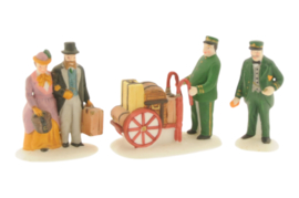 Dickens Village - Holiday Travelers