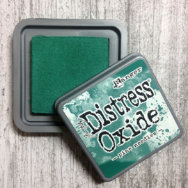 Pine needles | Distress Oxide ink pad | Ranger Ink