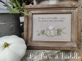 Lapin Citrouille / Pumpkin Rabbit Cross Stitch Pattern Le Lin d'Isabelle