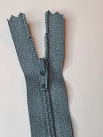 575 10cm Skirt Zipper YKK