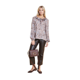 5592 Burda naaipatroon - Blouse in variatie