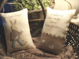 Coussin lapin de Pâques / Easter Bunny Cross Stitch Pattern Le Lin d'Isabelle