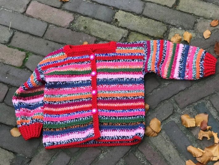 Kindervestje happy - gehaakt - Durable Comfy