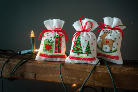 Kerstmotiefjes set van 3 | Aida telpakket geurzakjes | Vervaco