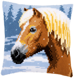 Horse & Snow Canvas Cushion Vervaco