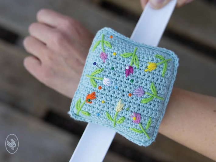 Klaparmband speldenkussen - gehaakt - Durable Cotton 8