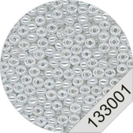 3001 White Rocailles Beads Le Suh