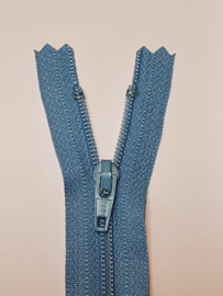 066 10cm Skirt Zipper YKK
