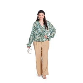 5746 Burda Patroon - Blouse in variatie