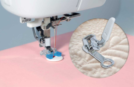 Juki HZL 357 Sterk en simpel moeiteloos door meerdere lagen jeans