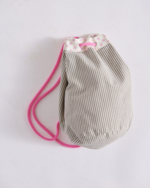 9256 Burda Naaipatroon | School accessoires