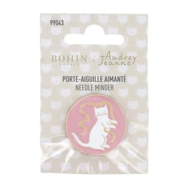 Pink cat needle minder - Bohin x Audrey Jeanne