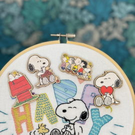 Love from Snoopy - houten needle minder Peanuts - the Crafty Kit Company