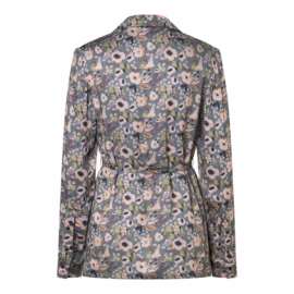 5615 Burda naaipatroon - Blouse in variatie