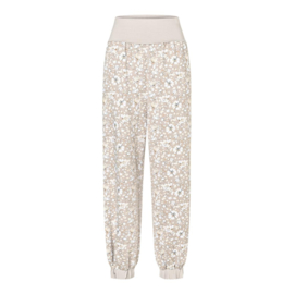 5591 Burda naaipatroon - Broek in variatie