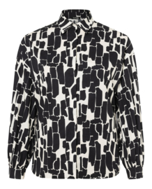 5775 Burda Naaipatroon | Blouse in variatie